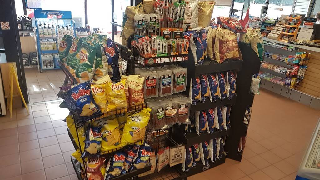 Station Eleven | restaurant | 1001 S Kahshe Lake Rd, Kilworthy, ON P0E 1G0, Canada | 7056898000 OR +1 705-689-8000