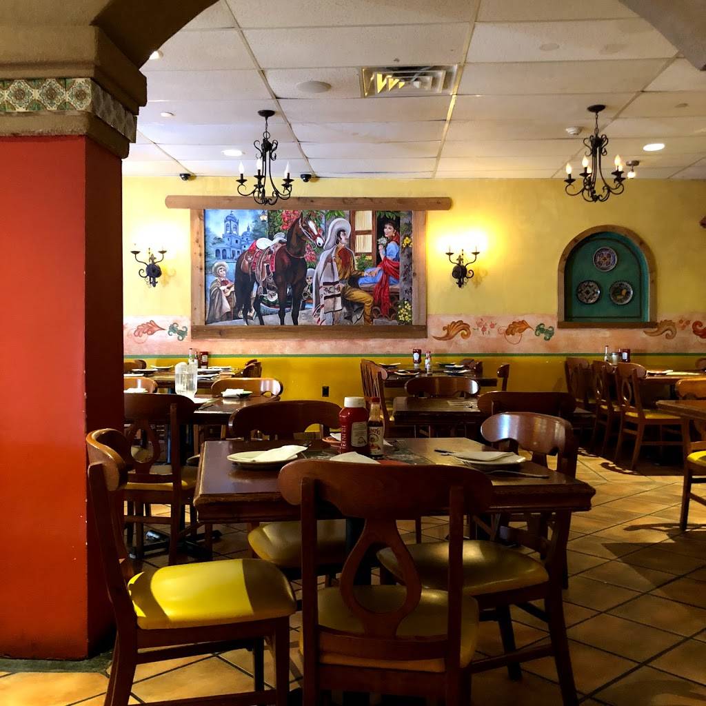 Hacienda Restaurant | restaurant | 72 Lafayette Ave, Suffern, NY 10901, USA | 8453691633 OR +1 845-369-1633
