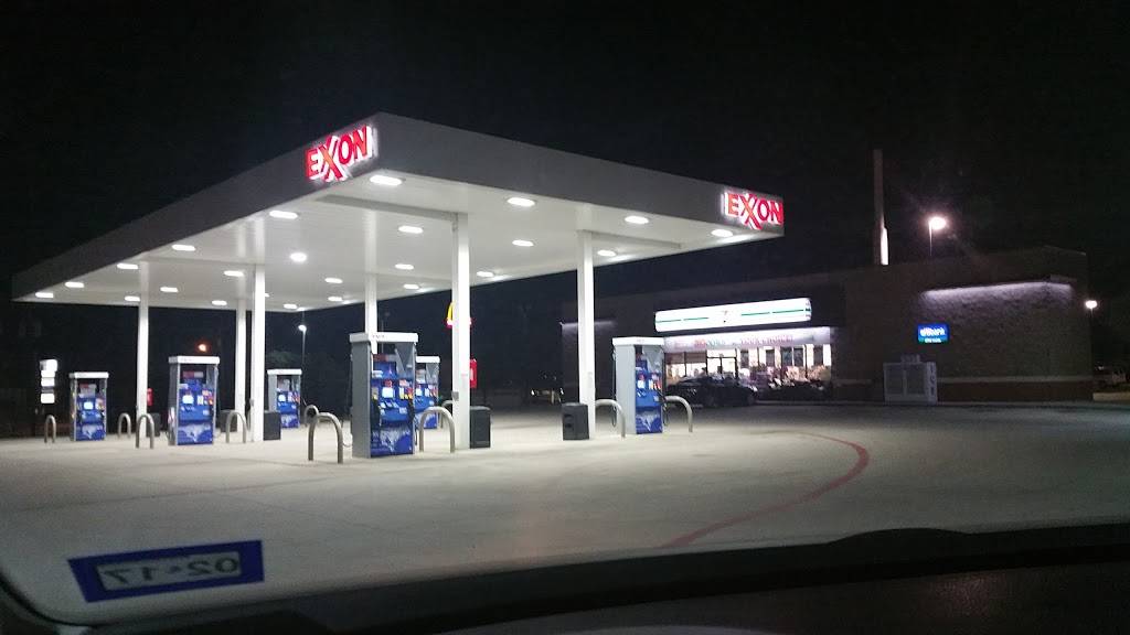 7-Eleven | bakery | 8500 Benbrook Blvd, Benbrook, TX 76126, USA | 8172495269 OR +1 817-249-5269