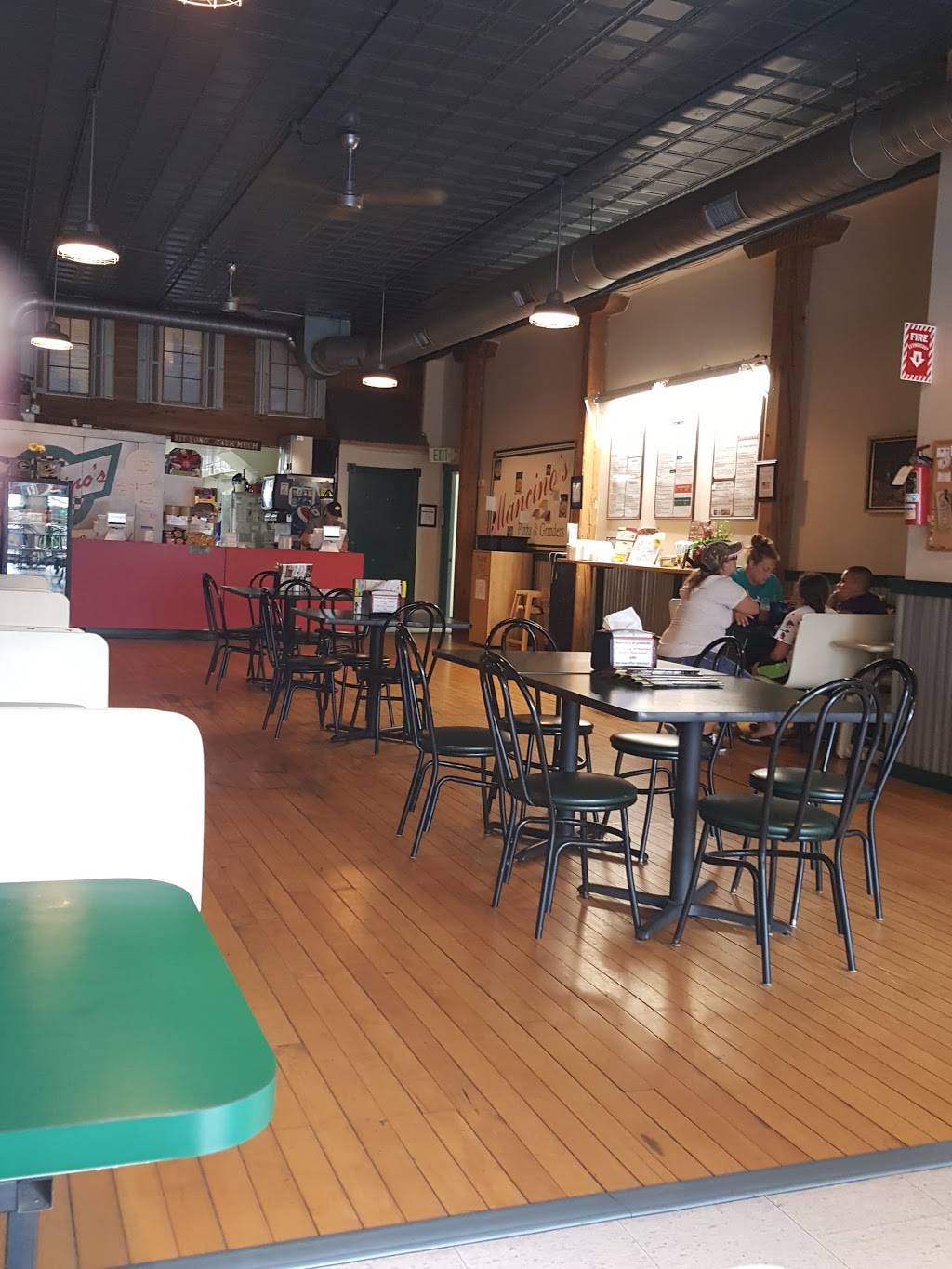 Mancinos Pizza & Grinders | restaurant | 218 S Lafayette St, Greenville, MI 48838, USA | 6167546666 OR +1 616-754-6666