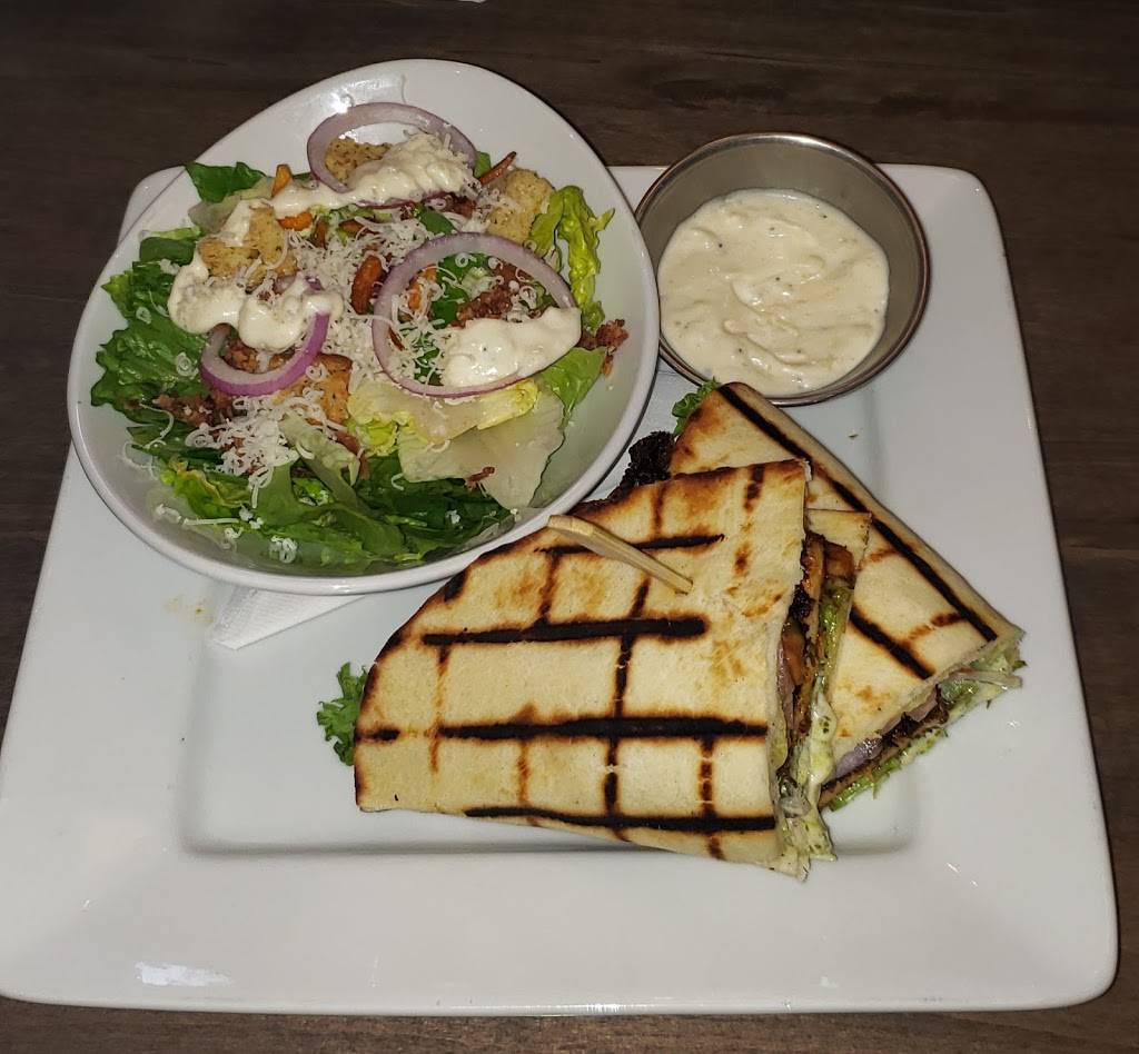 Turtle Jacks Etobicoke | restaurant | 925 Dixon Rd, Etobicoke, ON M9W 1J8, Canada | 4166743031 OR +1 416-674-3031