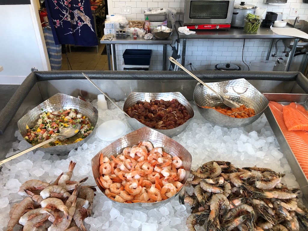 Five Oceans Fish Market | restaurant | 5950 Village Way #101A, San Diego, CA 92130, USA | 8582611796 OR +1 858-261-1796