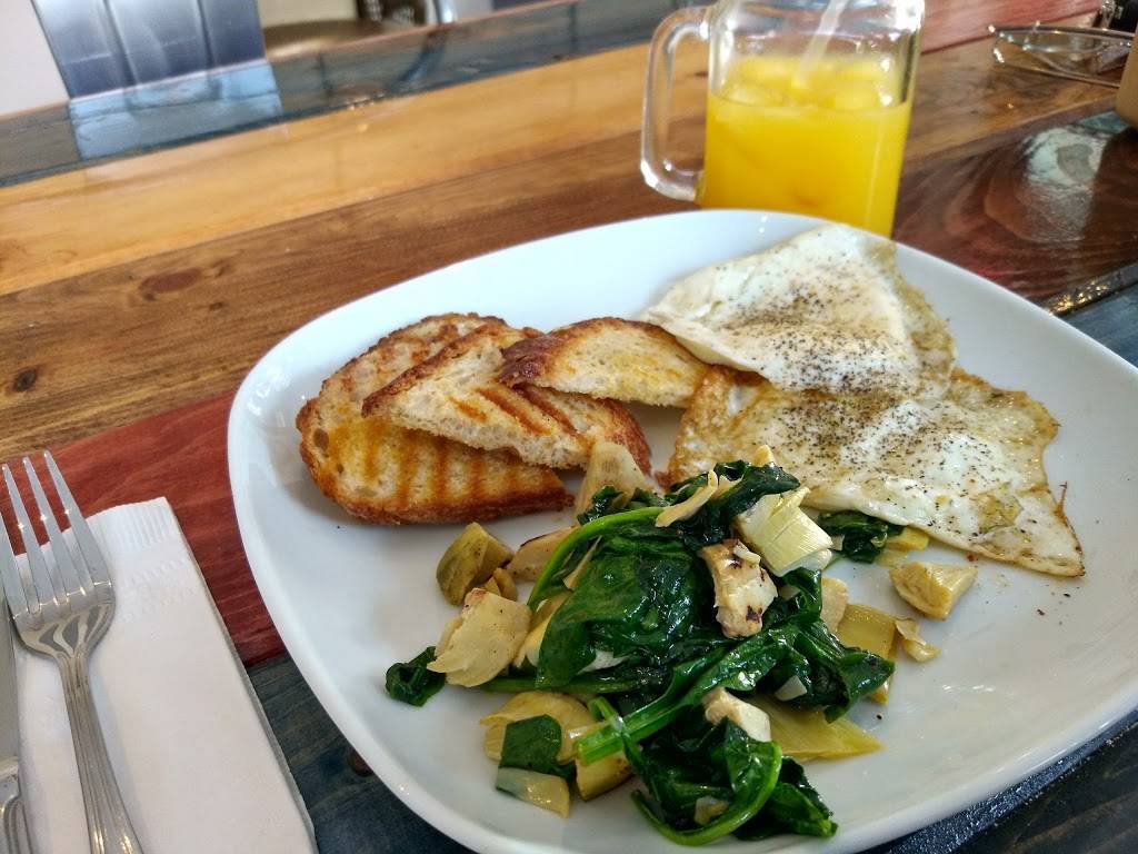 City Bear Coffee & Wine | restaurant | 1487 Broadway, Brooklyn, NY 11221, USA | 3474350394 OR +1 347-435-0394