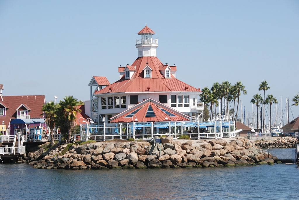 Queensview Steakhouse | restaurant | 435 Shoreline Village Dr, Long Beach, CA 90802, USA | 5624326500 OR +1 562-432-6500