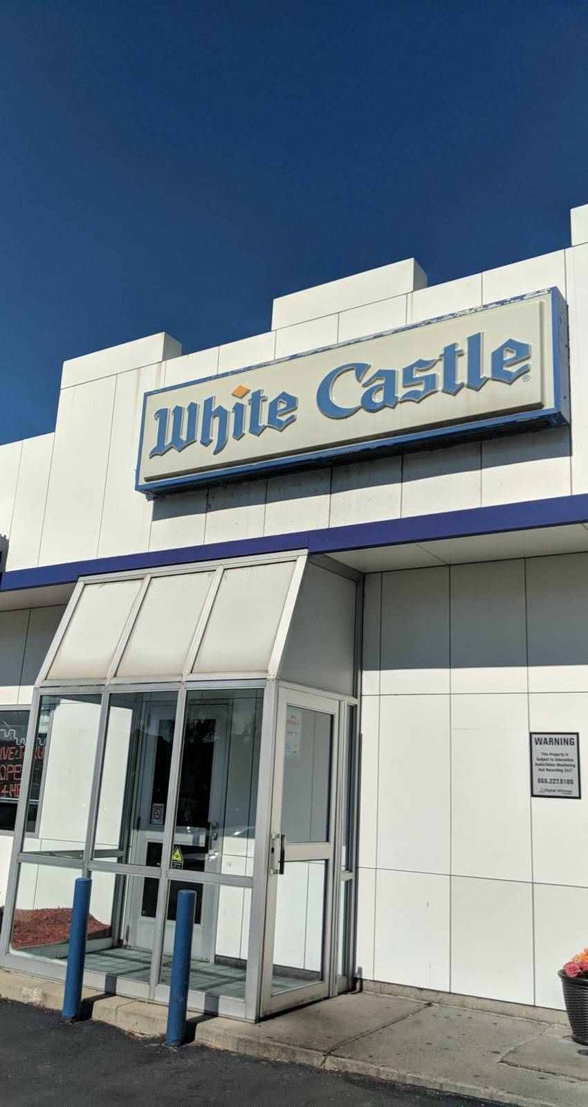 White Castle | restaurant | 3457 S King Dr, Chicago, IL 60616, USA | 8008432728 OR +1 800-843-2728