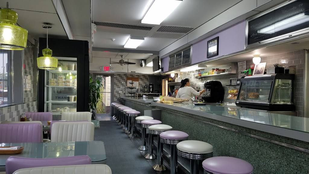 El Cabanal Diner | restaurant | 238 14th St, Jersey City, NJ 07310, USA | 2017980035 OR +1 201-798-0035