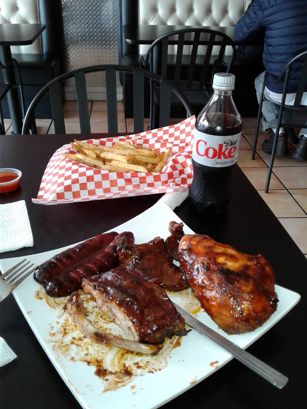 The Dish Thai Fusion Cuisine | restaurant | 11717 Moorpark St, Studio City, CA 91604, USA | 8184232188 OR +1 818-423-2188