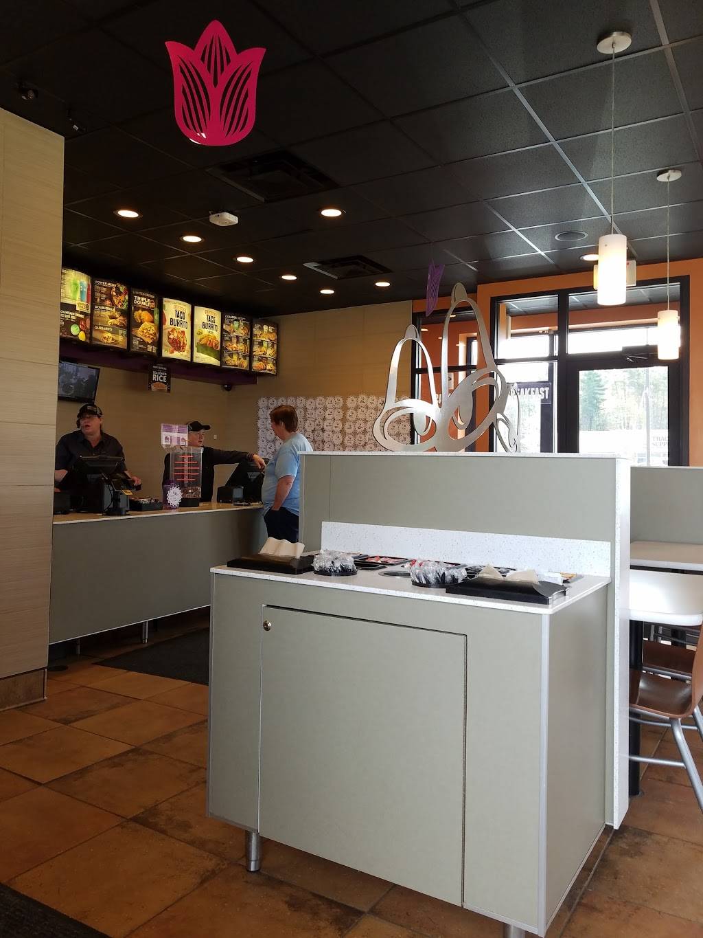 Taco Bell | meal takeaway | 25 Williamson Rd, Greenville, PA 16125, USA | 7245882221 OR +1 724-588-2221