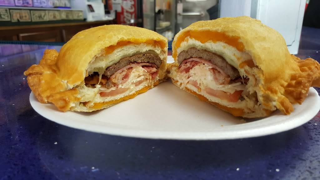 Chimi Mundo | restaurant | 9805 Atlantic Ave, Ozone Park, NY 11416, USA | 7188468636 OR +1 718-846-8636