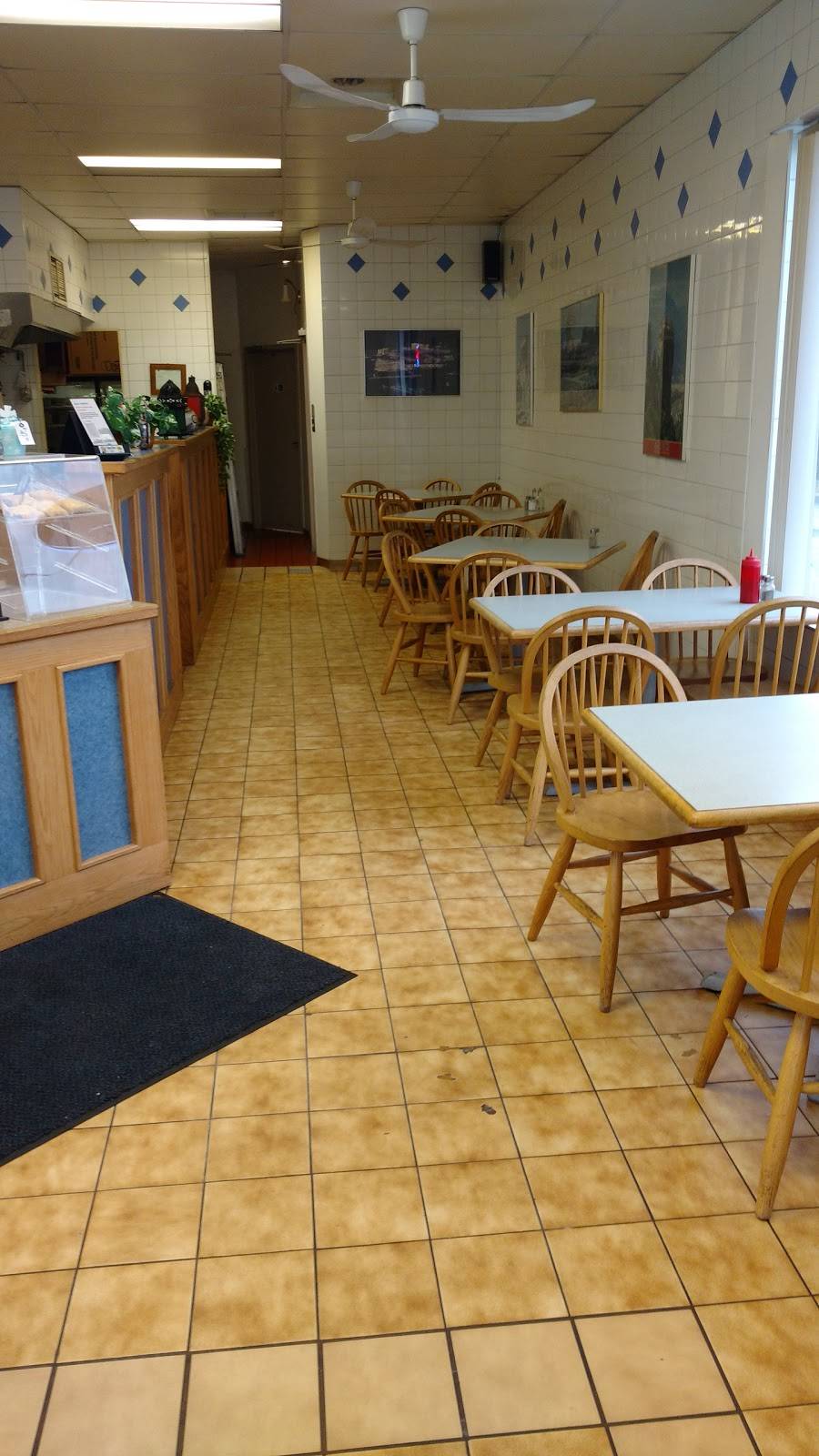 Little Greek House | restaurant | 5635 Tecumseh Rd E, Windsor, ON N8T 1C8, Canada | 5199442480 OR +1 519-944-2480