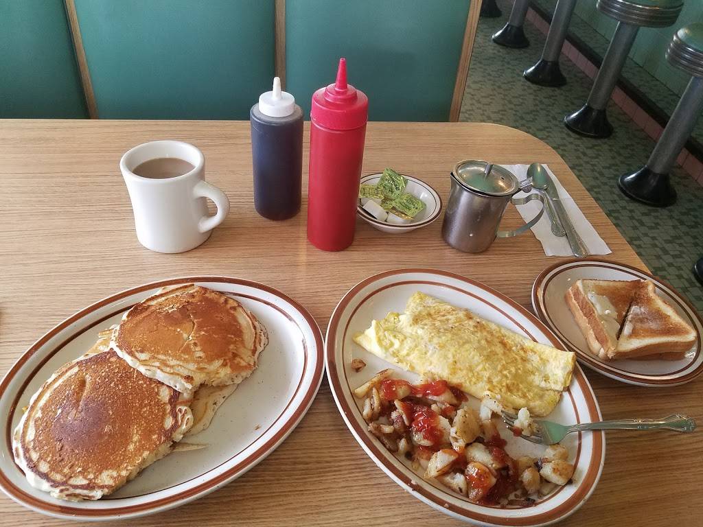 Robin Hood Diner | restaurant | Rock Ave, Livingston Manor, NY 12758, USA | 8454394404 OR +1 845-439-4404