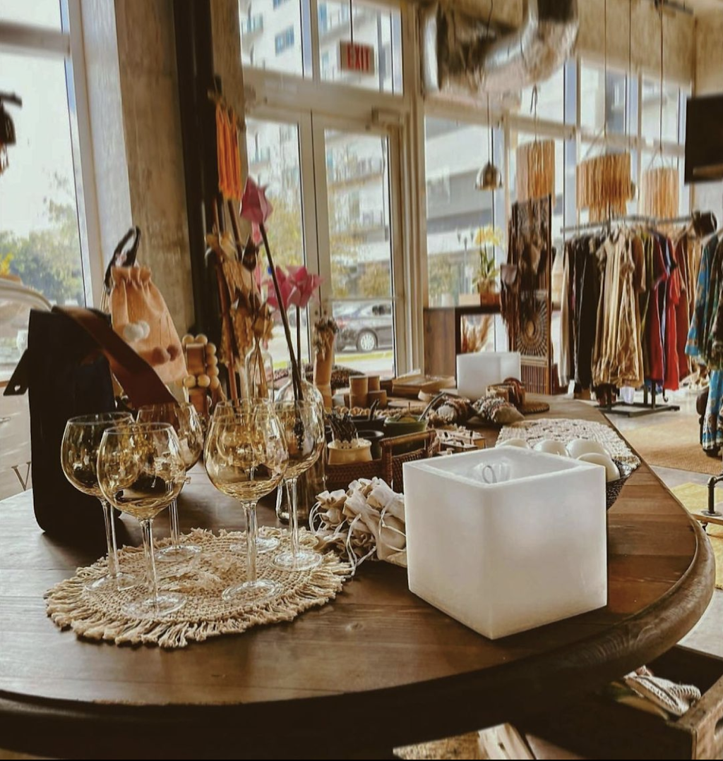 La Maison by Bunbury | restaurant | 1410 NE Miami Pl, Miami, FL 33132, USA | 3053336929 OR +1 305-333-6929