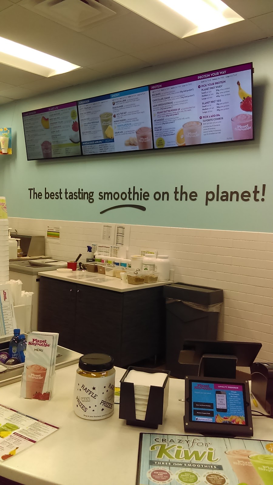 Planet Smoothie | restaurant | 486 N Orange Ave, Orlando, FL 32801, USA | 4079301566 OR +1 407-930-1566