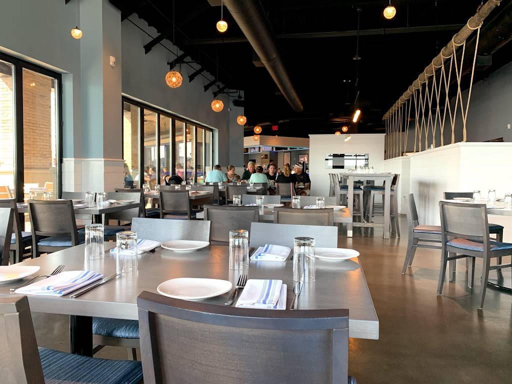 Boca Oyster Bar | restaurant | 10 E Main St, Bridgeport, CT 06608, USA | 2036124848 OR +1 203-612-4848