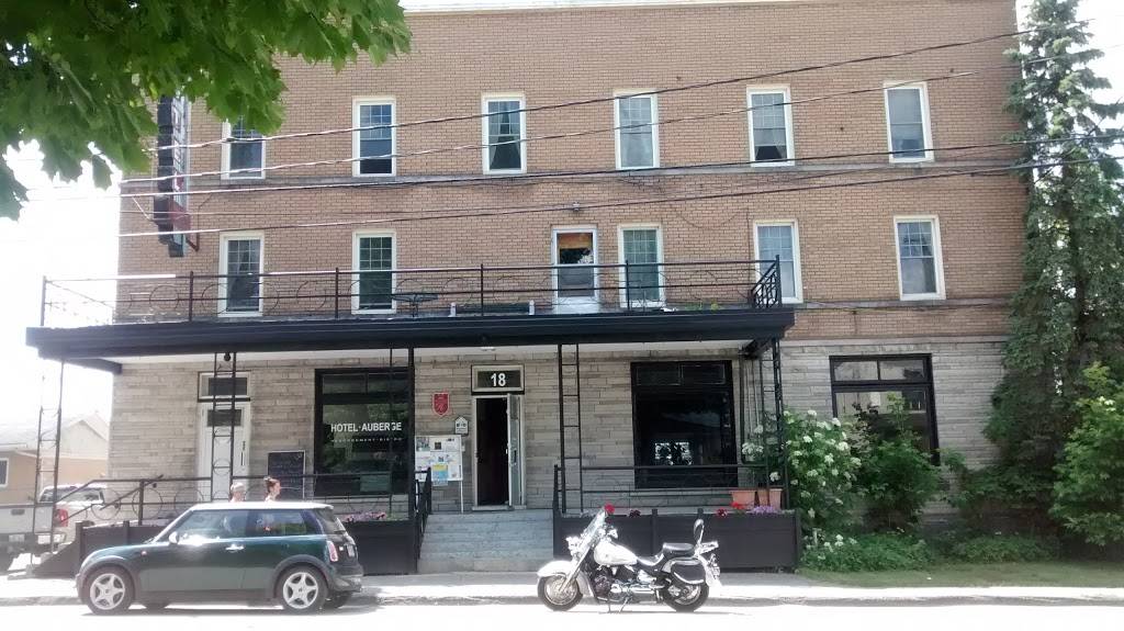 Hotel Motel Sawyerville | restaurant | 18 Rue Principale N, Sawyerville, QC J0B 3A0, Canada | 8198892967 OR +1 819-889-2967