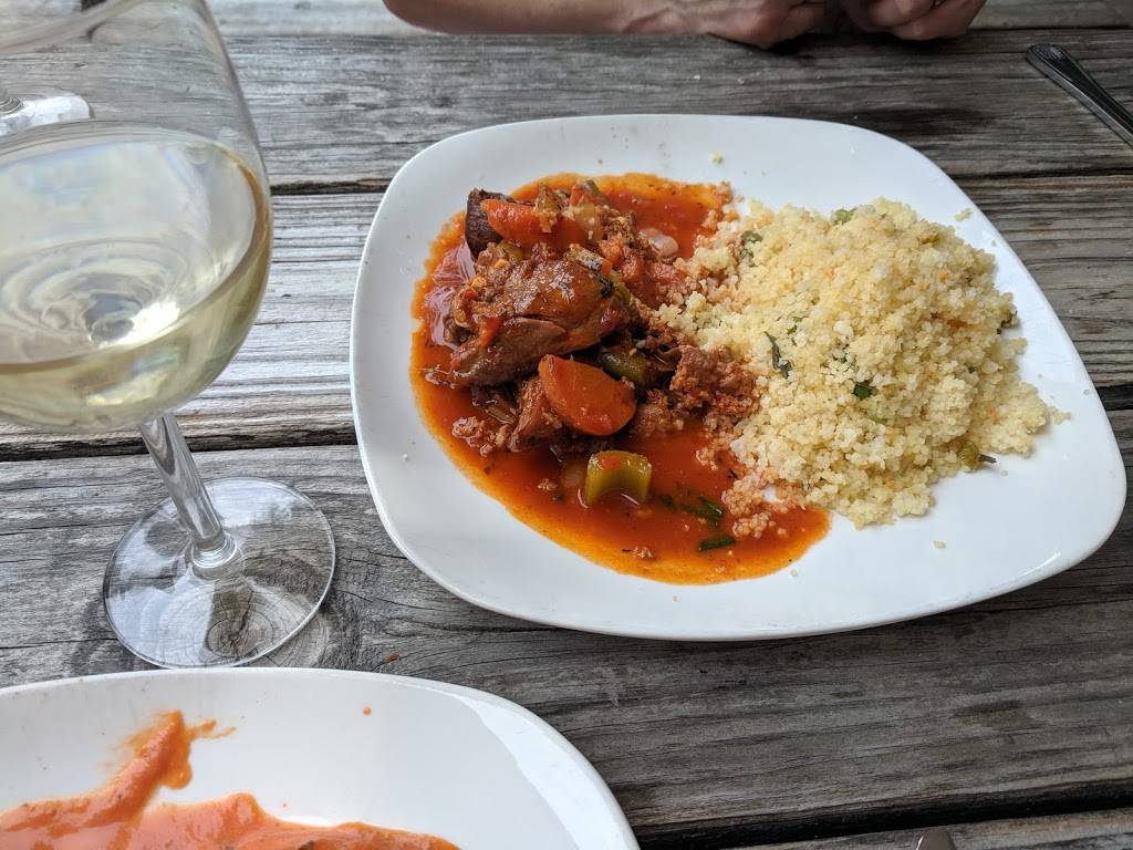 Zouave Restaurant | restaurant | 2615 NE 65th St, Seattle, WA 98115, USA | 2065257747 OR +1 206-525-7747