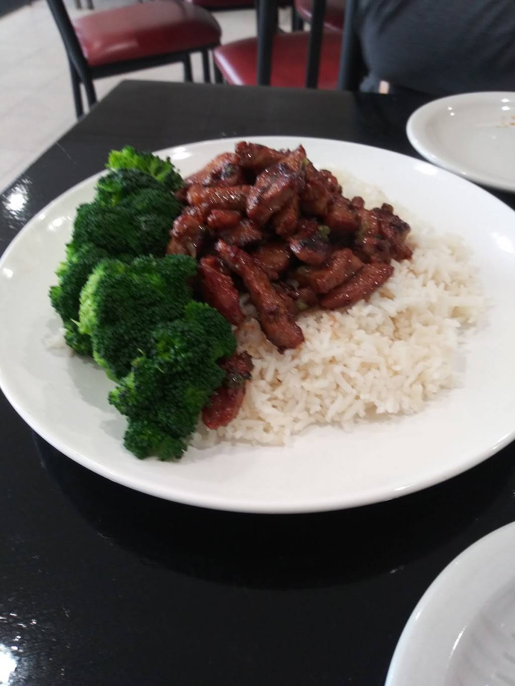 2 Lanterns Cafe | restaurant | 3900 W Touhy Ave, Lincolnwood, IL 60712, USA | 8474107829 OR +1 847-410-7829