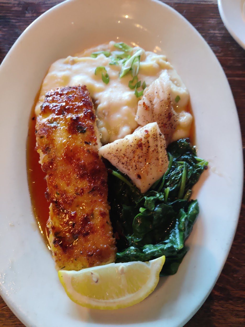 Harveys Place | restaurant | 50 E Main St, Ashland, OR 97520, USA | 5414889511 OR +1 541-488-9511