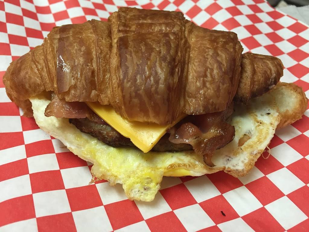 Leafs Deli | meal takeaway | 2201 W Valley Hwy N B, Auburn, WA 98001, USA | 2538336329 OR +1 253-833-6329