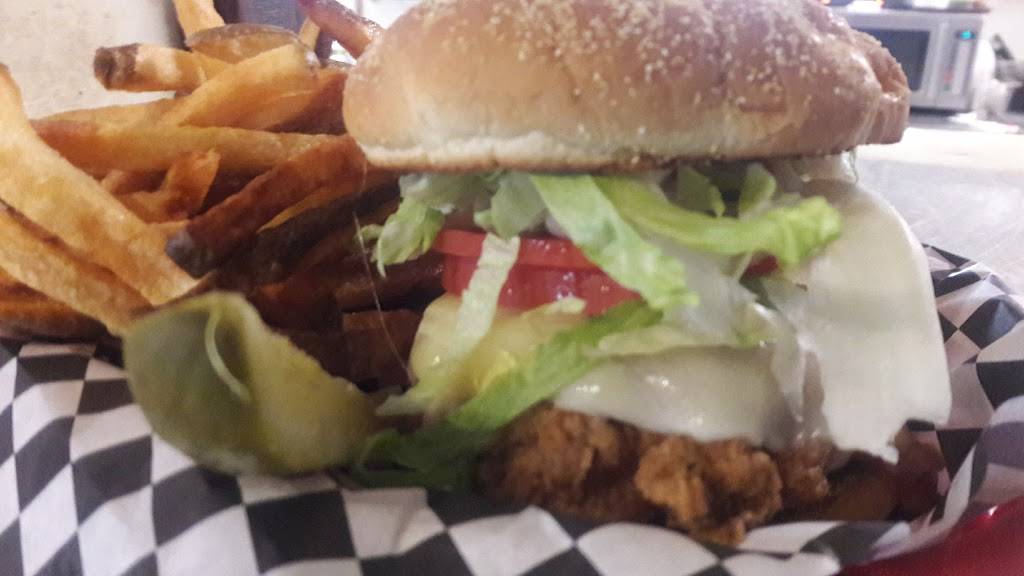 Beach Tavern | restaurant | 8612 6th Ave, Tacoma, WA 98465, USA | 2535649984 OR +1 253-564-9984