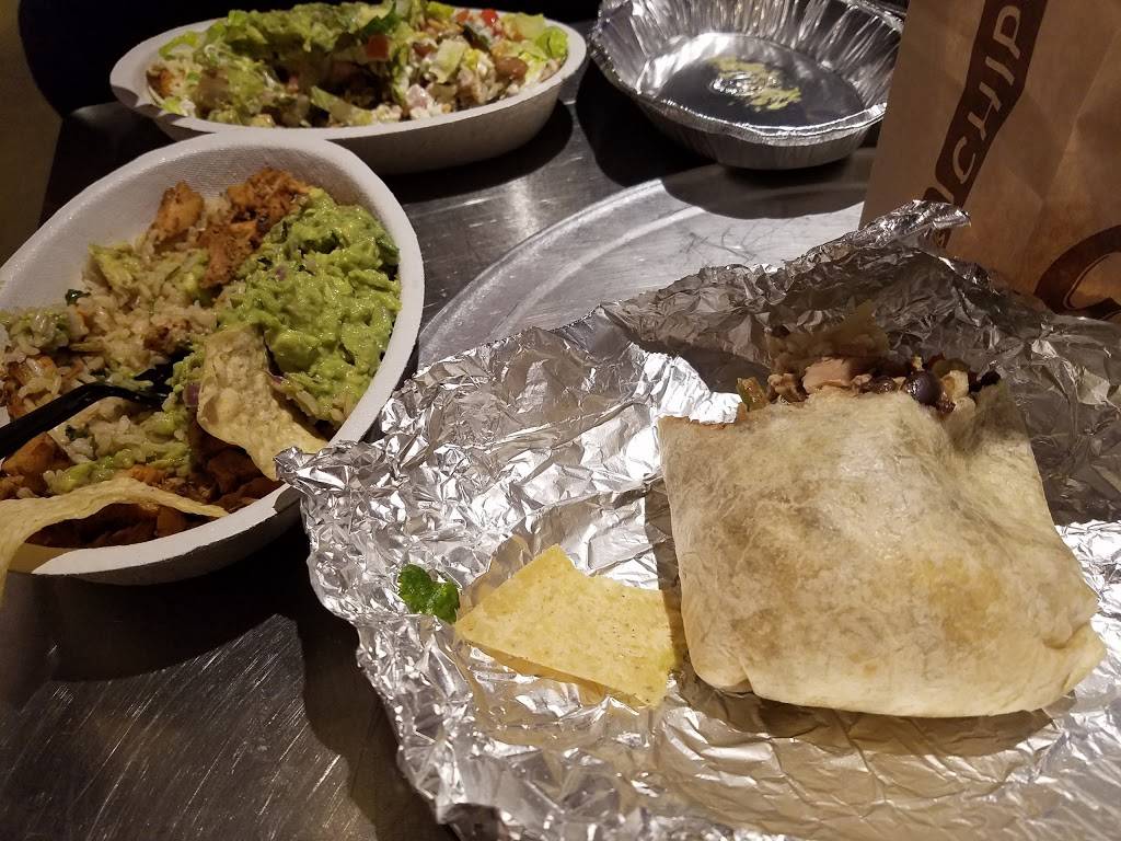 Chipotle Mexican Grill | restaurant | 6230 W 95th St Ste B, Oak Lawn, IL 60453, USA | 7085292100 OR +1 708-529-2100