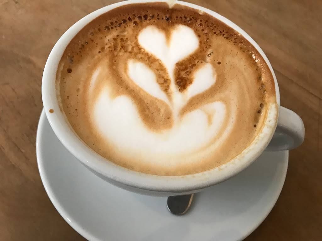 THE ELK | cafe | 128 Charles St, New York, NY 10014, USA | 2129334780 OR +1 212-933-4780