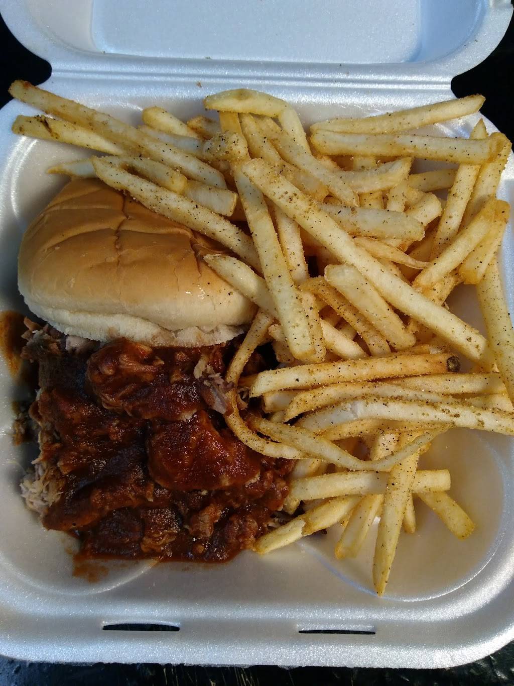 Bragg Street BBQ | restaurant | 5492 U.S.280 US-280, Birmingham, AL 35242, USA | 2053057509 OR +1 205-305-7509