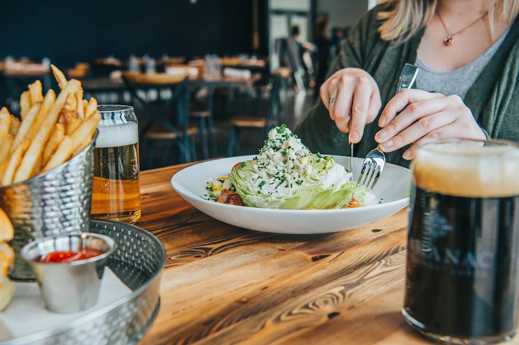 Boathouse Saranac Lake Pub | restaurant | 250 Lake Flower Ave, Saranac Lake, NY 12983, USA | 5186194050 OR +1 518-619-4050