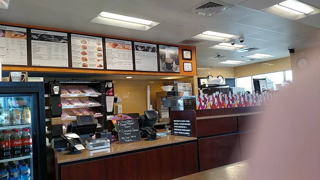 Dunkin | bakery | 2299 Culver Rd, Rochester, NY 14609, USA | 5852705677 OR +1 585-270-5677