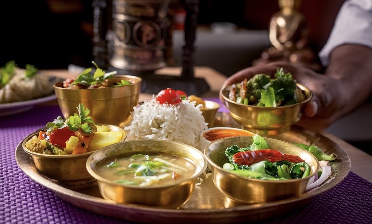 Himalayan Sherpa Kitchen | restaurant | 2701 W Lawrence Ave, Chicago, IL 60625, USA | 7739426721 OR +1 773-942-6721
