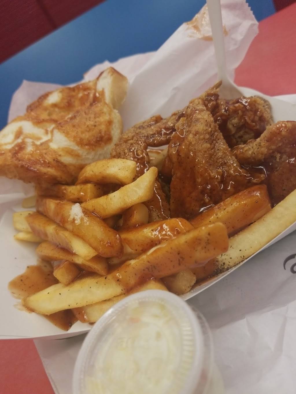 Harolds Chicken #14 Hyde Park | restaurant | 1208 E 53rd St, Chicago, IL 60615, USA | 7737529270 OR +1 773-752-9270