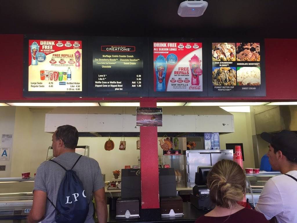 Cold Stone Creamery | bakery | 26101 Magic Mountain Pkwy, Valencia, CA 91355, USA | 6612554704 OR +1 661-255-4704