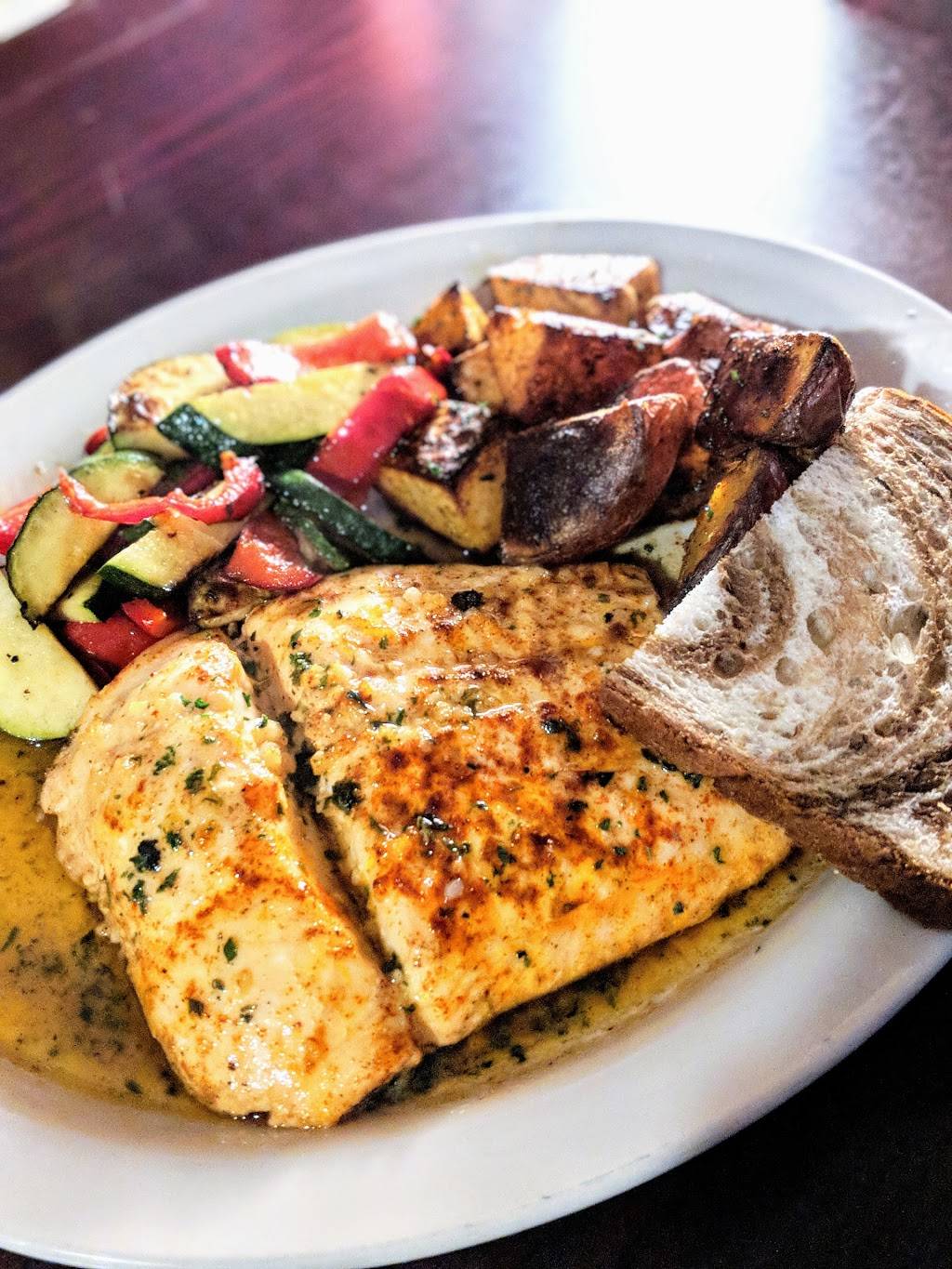 Marx Pioneer Inn | restaurant | W180S7808 Pioneer Dr, Muskego, WI 53150, USA | 2629711171 OR +1 262-971-1171