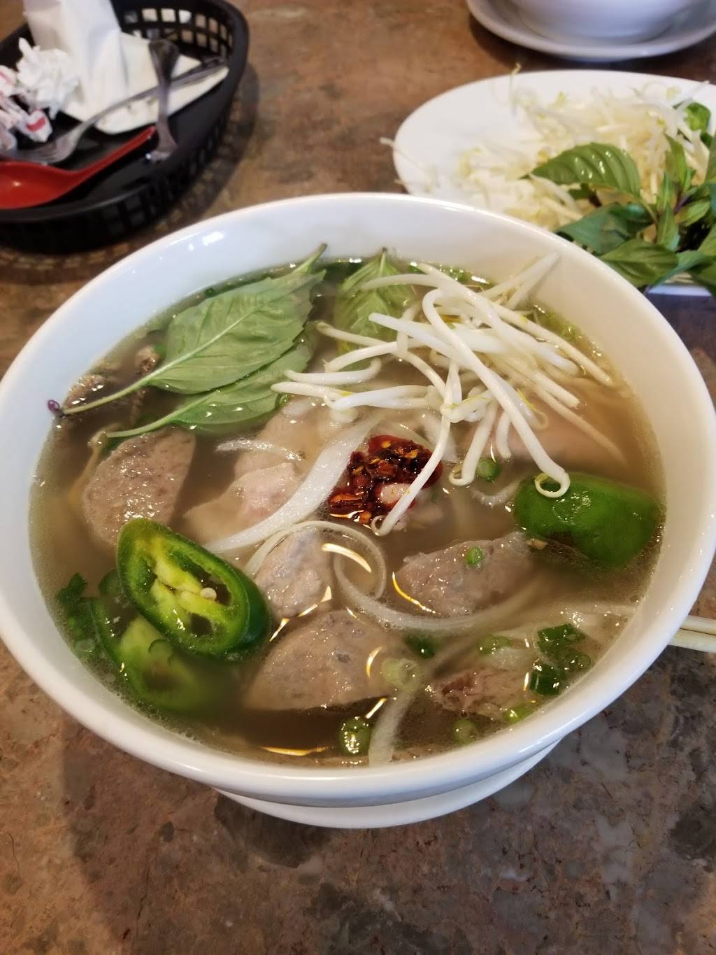 Pho Vegas | restaurant | 4251 W Sahara Ave c, Las Vegas, NV 89102, USA | 7027544999 OR +1 702-754-4999