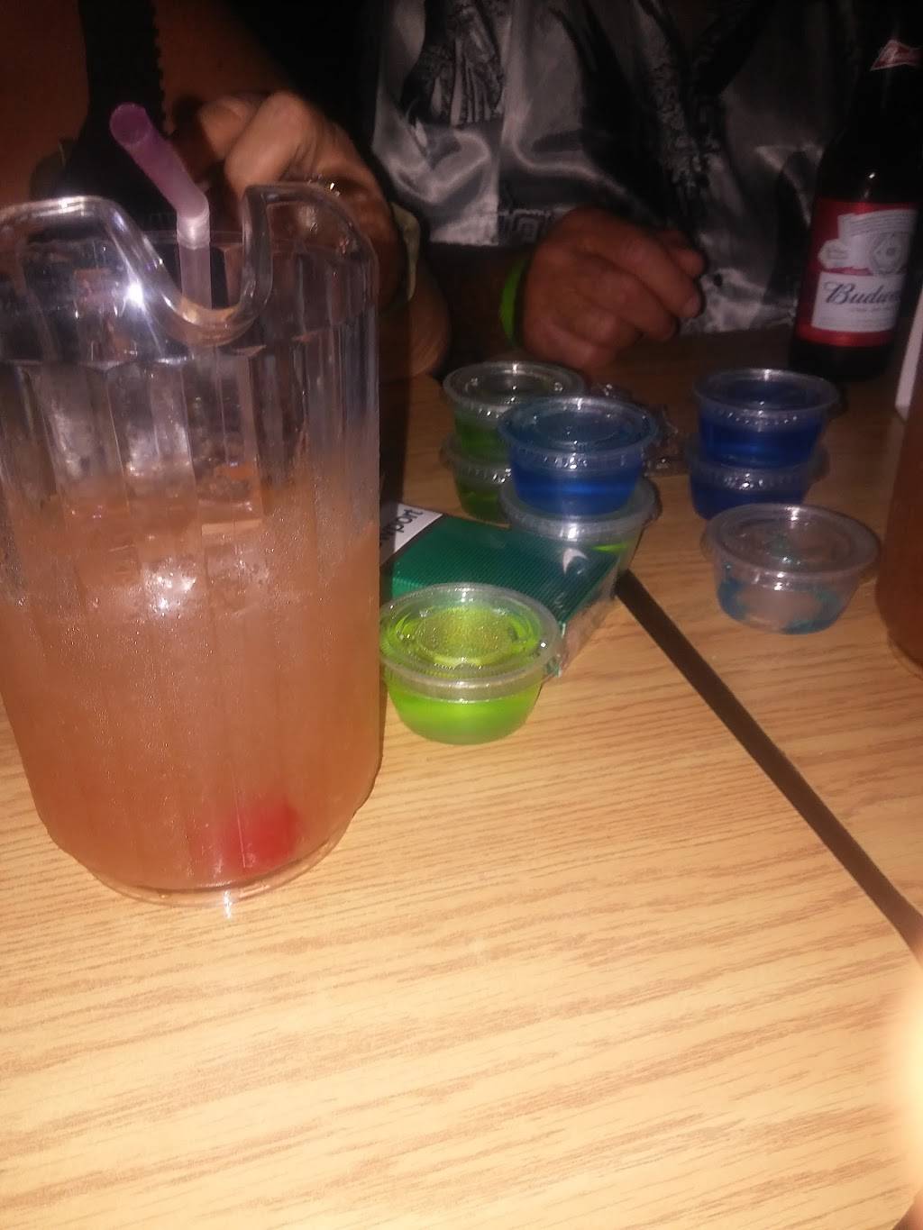 Realities Sports Bar & Grill | restaurant | 510 Lane Ave S, Jacksonville, FL 32254, USA | 9045273889 OR +1 904-527-3889