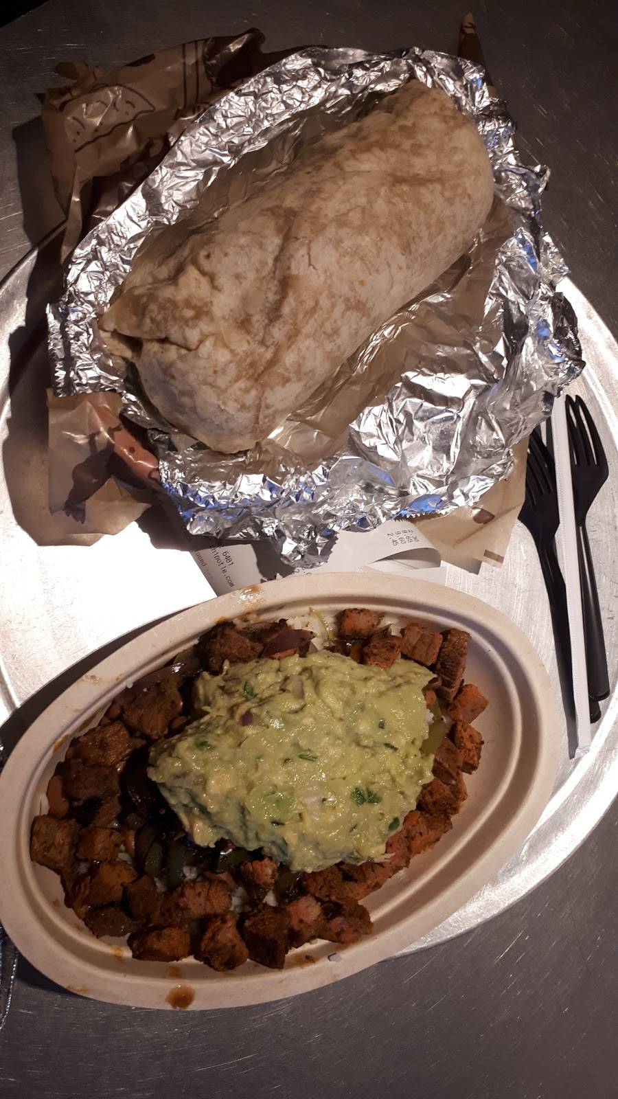 Chipotle Mexican Grill | restaurant | 347 Flatbush Ave, Brooklyn, NY 11238, USA | 7182303102 OR +1 718-230-3102