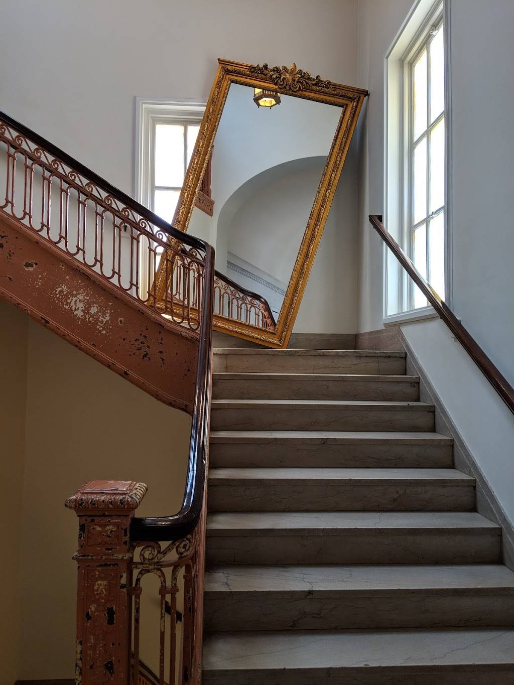 Brothers And Sisters | restaurant | 1770 Euclid St NW, Washington, DC 20009, USA | 2025880525 OR +1 202-588-0525