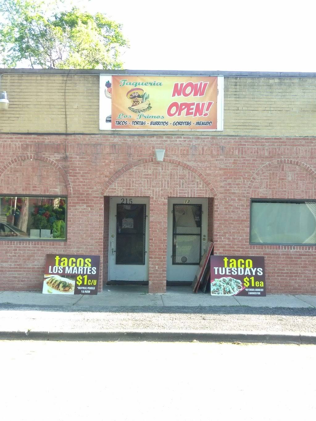 Los Primos | restaurant | 215 W 15th St, Chicago Heights, IL 60411, USA | 7083002871 OR +1 708-300-2871