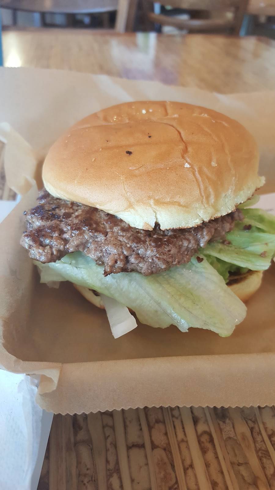 Elevation Burger | meal takeaway | 2447 N Harrison St, Arlington, VA 22207, USA | 7035342302 OR +1 703-534-2302