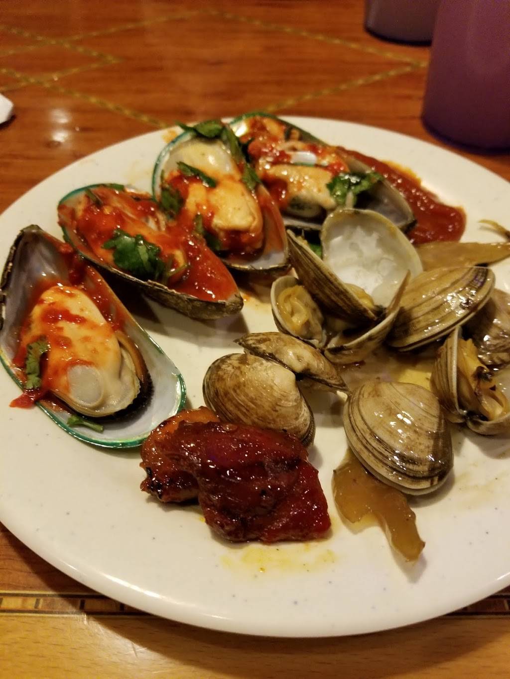 Feast Banquet & Buffet | restaurant | 8708 S Cicero Ave, Oak Lawn, IL 60453, USA | 7082299988 OR +1 708-229-9988