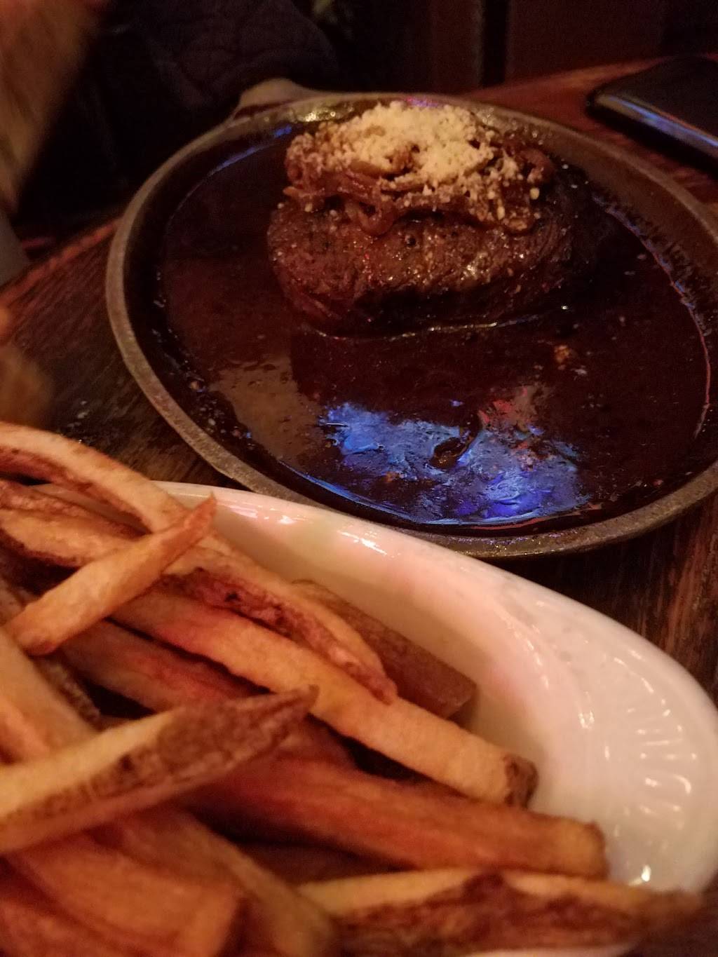 Trotters Tavern | restaurant | 119 N Main St, Bowling Green, OH 43402, USA | 4193525895 OR +1 419-352-5895