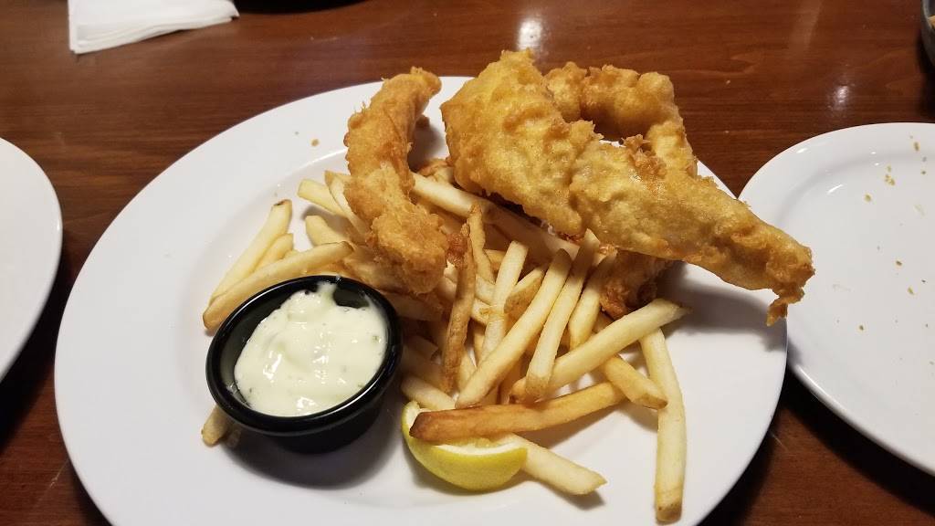 Brick House Tavern + Tap | restaurant | 581 Howe Ave, Cuyahoga Falls, OH 44221, USA | 3309206244 OR +1 330-920-6244