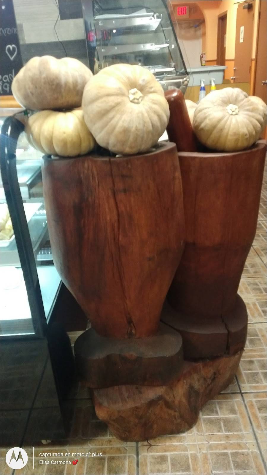 El Mofongo Ahogao | restaurant | 1160 E Vine St, Kissimmee, FL 34744, USA | 4074494001 OR +1 407-449-4001