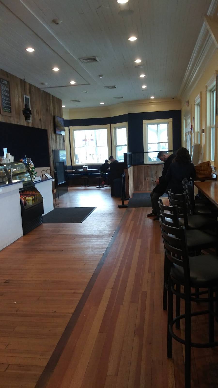 The Bagel Shop | restaurant | 3 Oak St, Beverly, MA 01915, USA | 9789696913 OR +1 978-969-6913