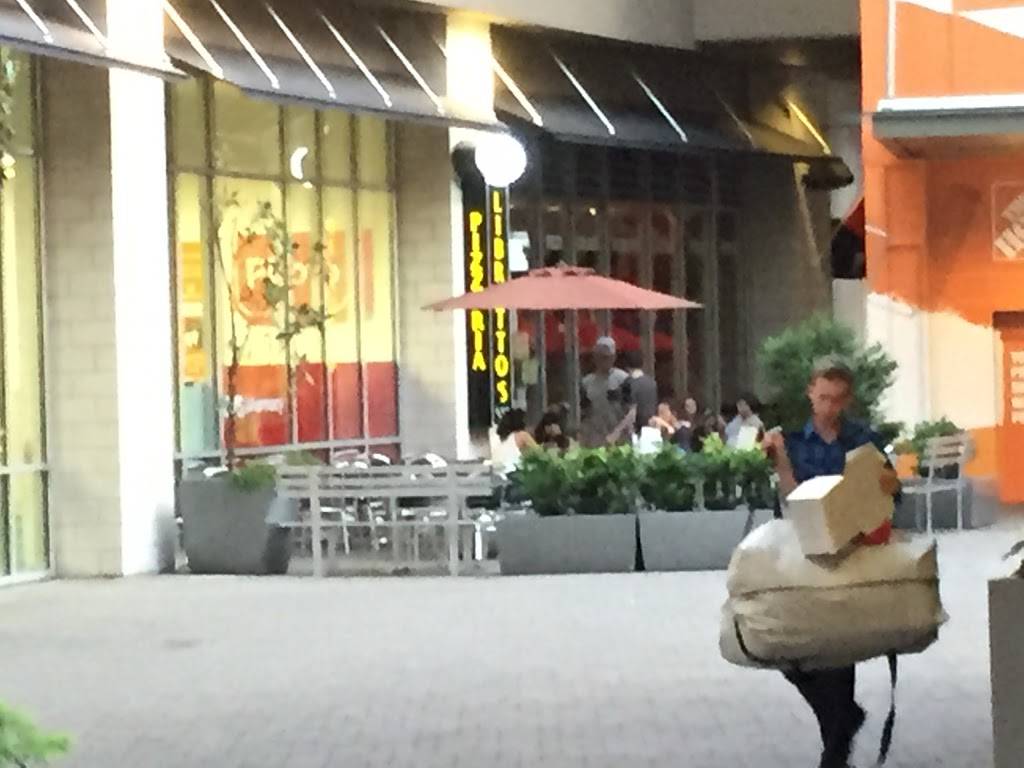 Papa Rossi’s Pizzeria | restaurant | 210 E Trade St Suite D-164, Charlotte, NC 28202, USA | 9802707007 OR +1 980-270-7007