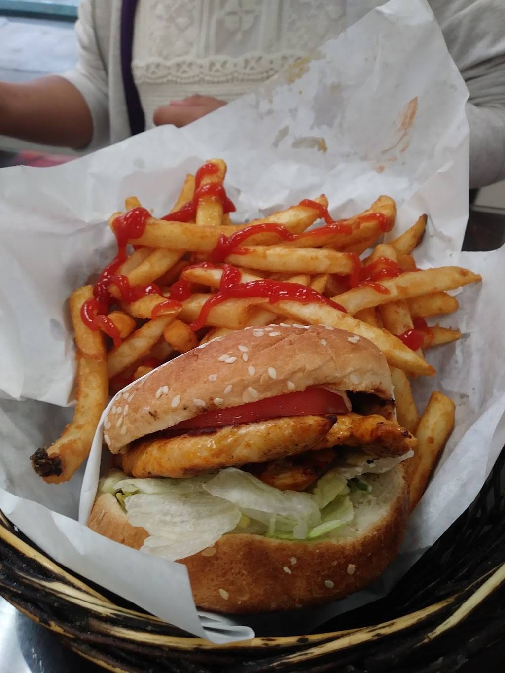 Pacific Kosher Grill | restaurant | 12453 Oxnard St, North Hollywood, CA 91606, USA | 8185067145 OR +1 818-506-7145