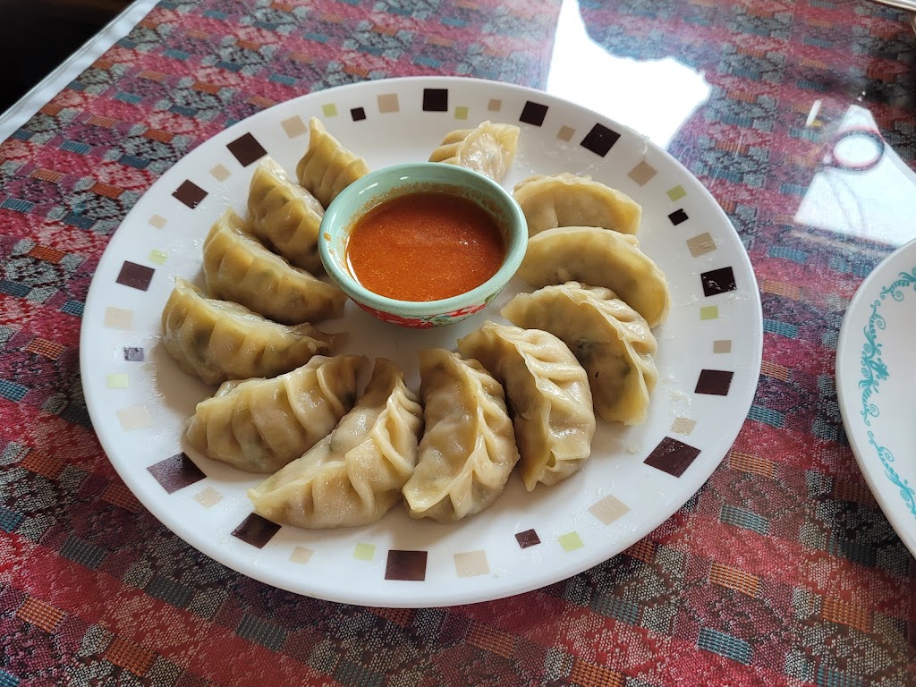 Himalayan Pun Hill Kitchen | restaurant | 710 N Townsend Ave, Montrose, CO 81401, USA | 9706157028 OR +1 970-615-7028