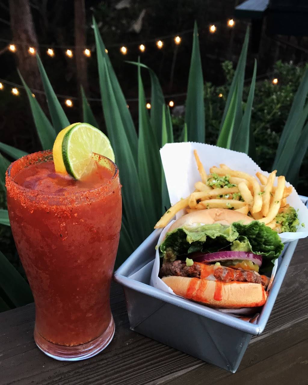 burger. Aptos | restaurant | 7941 Soquel Dr, Aptos, CA 95003, USA | 8316622811 OR +1 831-662-2811