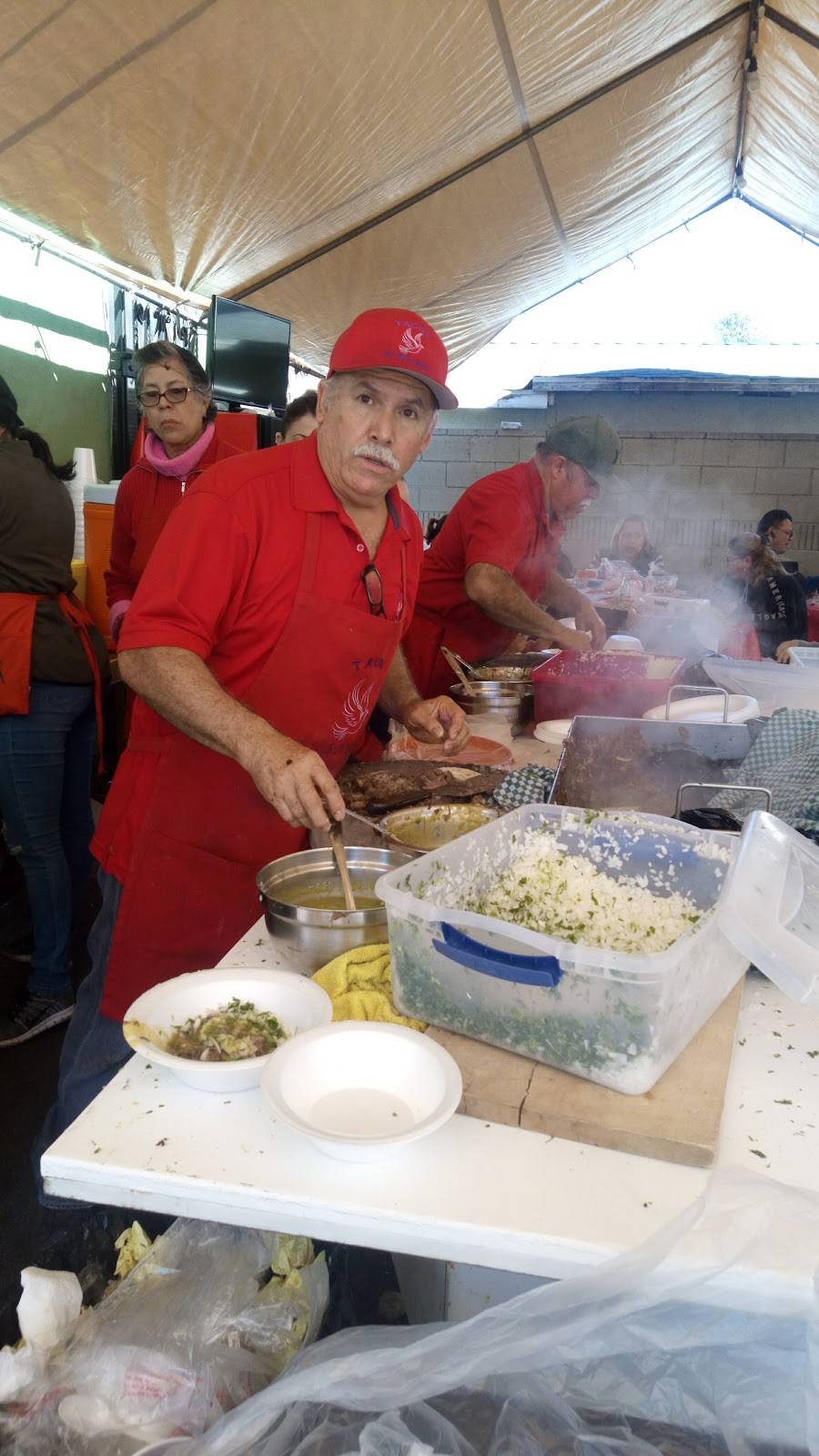 Tacos El Palomas | restaurant | 4708-4772 E, Rosecrans Ave, Compton, CA 90221, USA | 5626762304 OR +1 562-676-2304