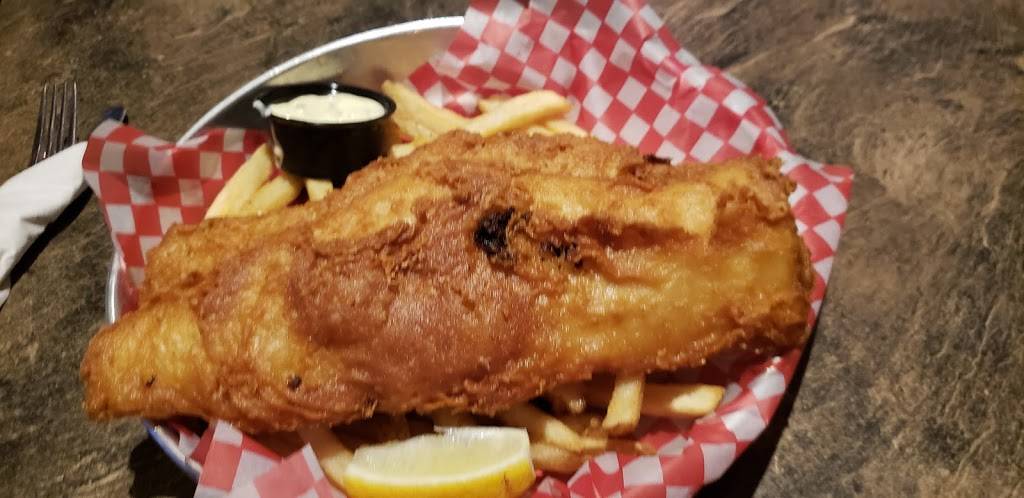 Chucks Roadhouse Bar & Grill | restaurant | 9 Jim Kimmett Blvd, Napanee, ON K7R 0B3, Canada | 6133546200 OR +1 613-354-6200